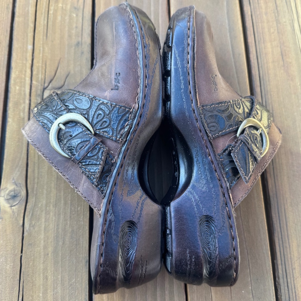 Boc Lua Brown Clogs - image 5